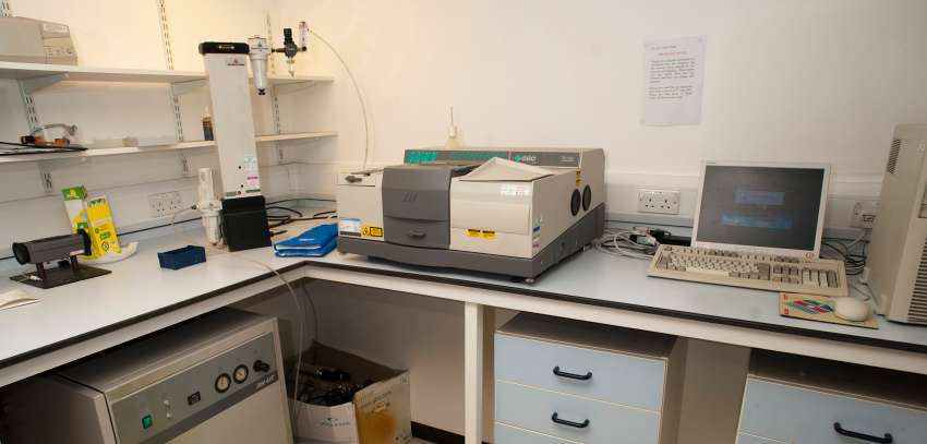 FTIR Spectrometer