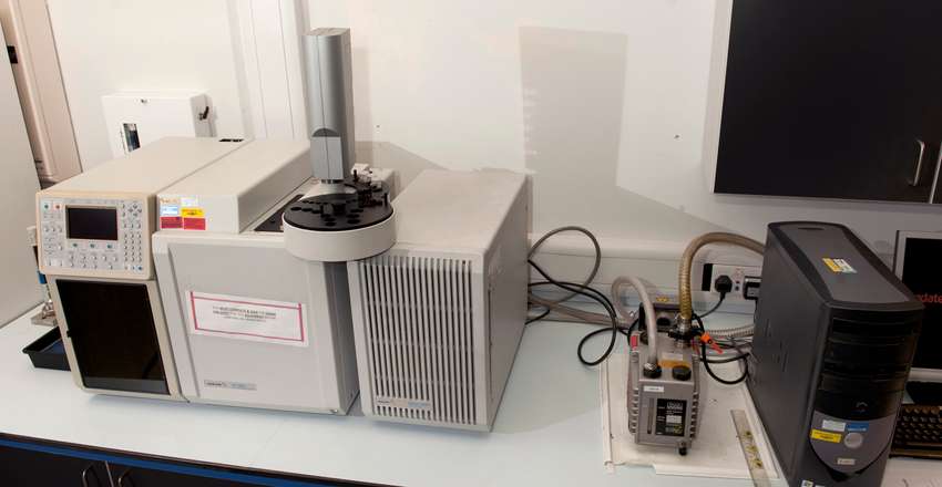 Gas Chromatograph / Tandem Mass Spectrom