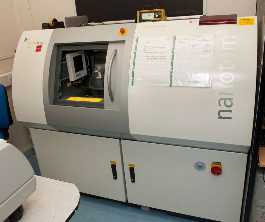 Nanotom (Micro CT scanning system)