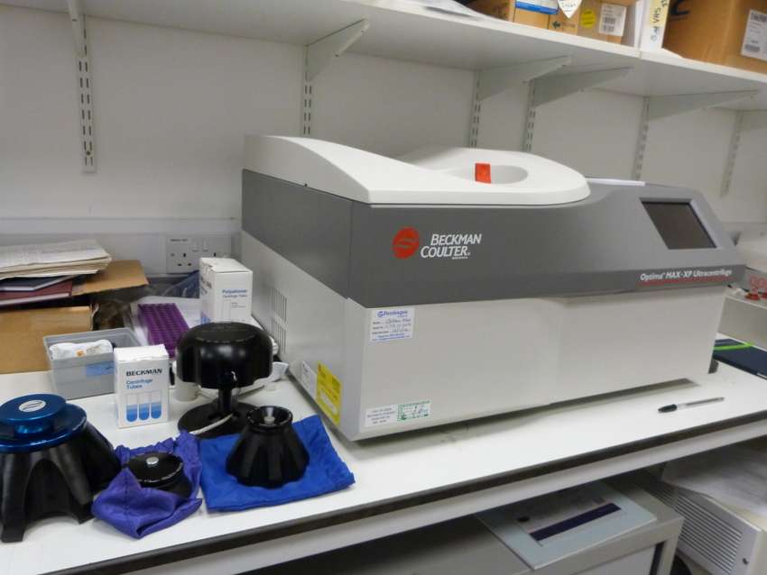 Optima Max XP Ultracentrifuge