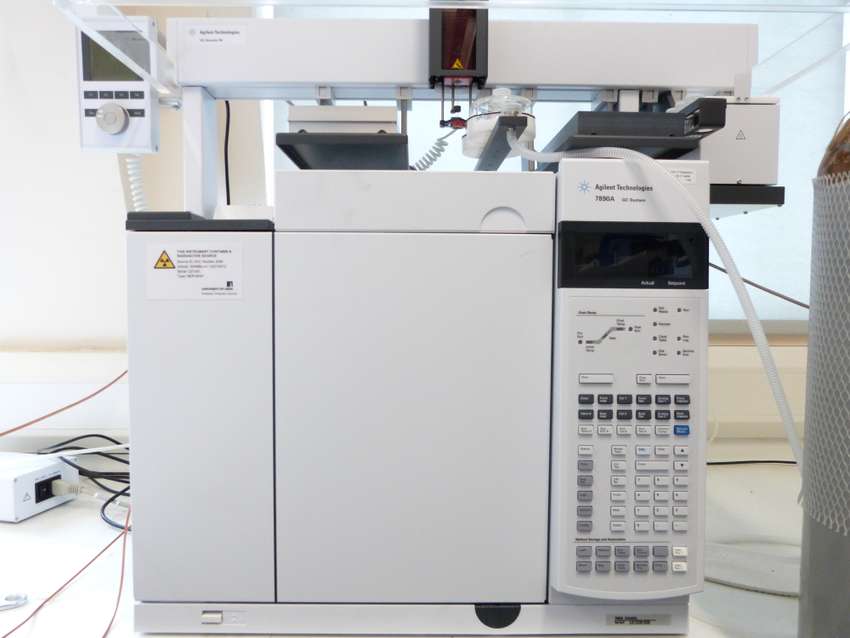 Gas Chromatograph