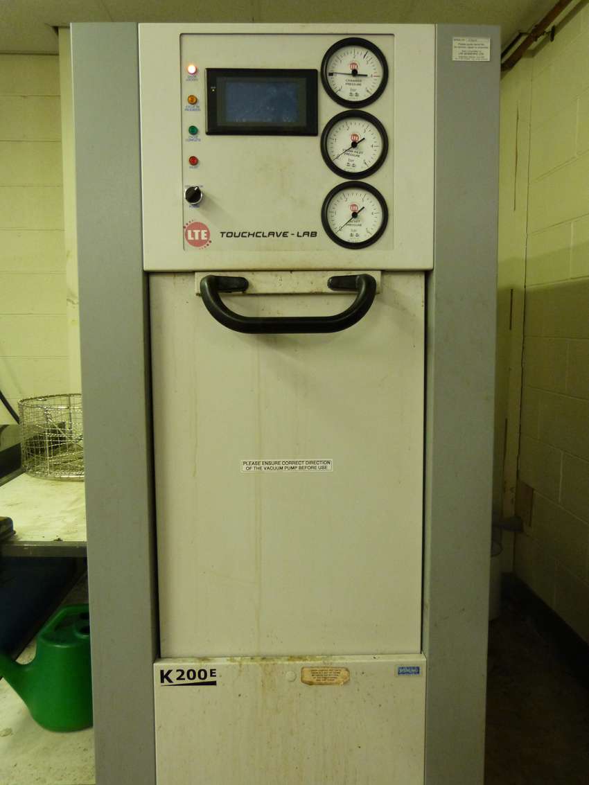 Autoclave